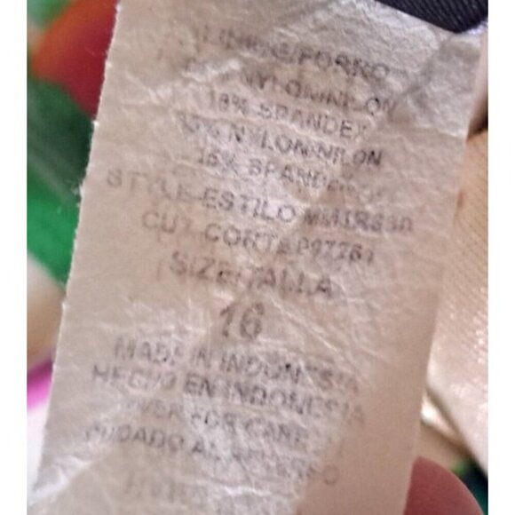 Maxine of Hollywood 16 Floral Print Swimsuit V-Neck Double Straps Soft Cup Bra - Picture 6 of 7